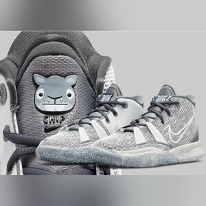 Nike™ Kyrie Irving 7 SE (GS) Basketball Shoes Sz 6Y Gray CHIP